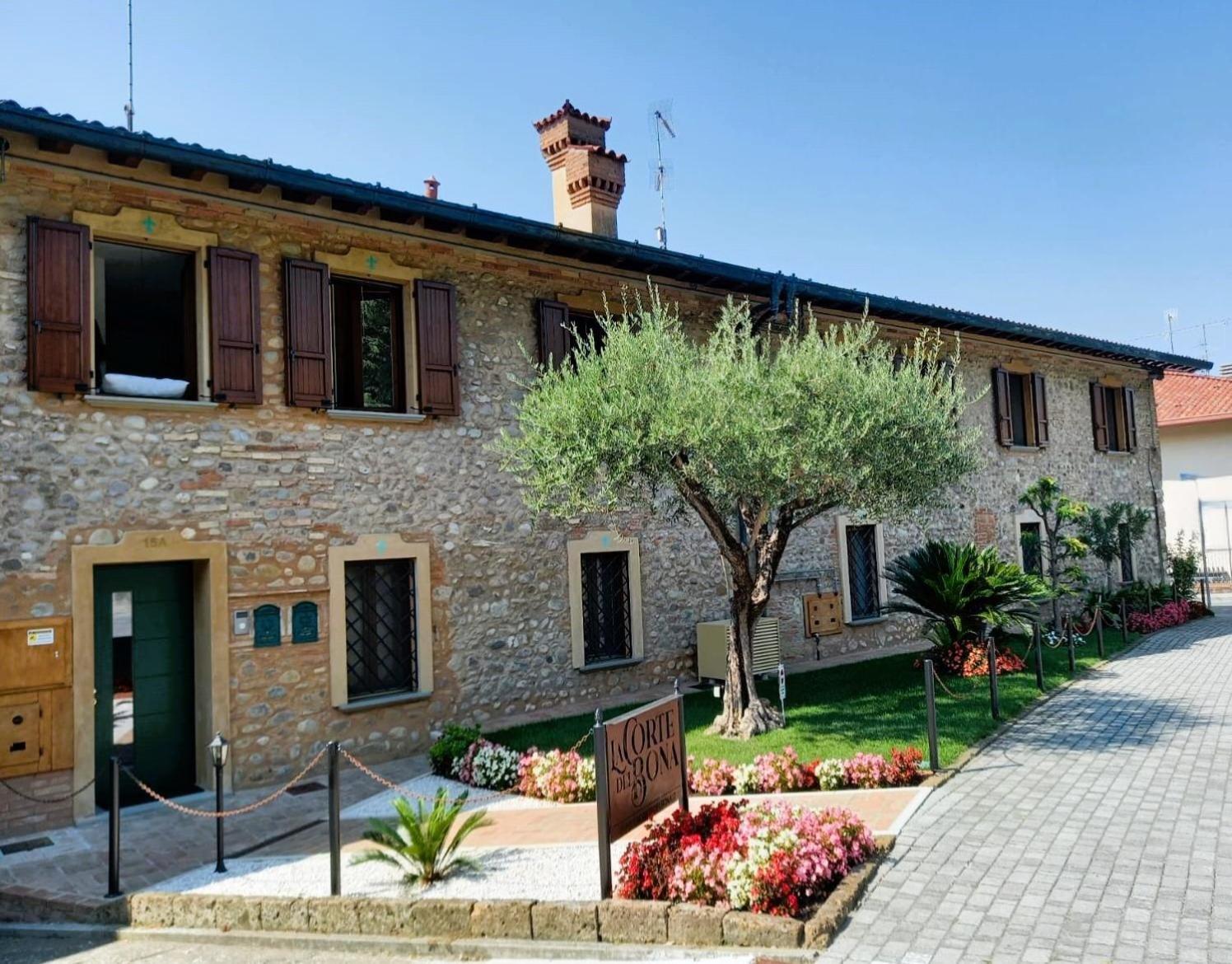La Corte Del Bona - Vicino Alle Cantine E A Circa 15 Minuti Dal Lago Di Iseo - Apartment Erbusco Exterior photo